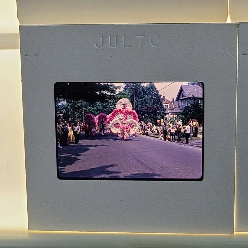 Lot of‎ 35 Slides Parade Photos Americana Cars People 1970-1974